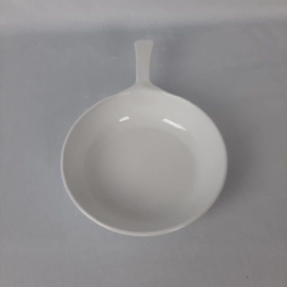 Corning Ware 6 1/2" Suacepan with Lid, Blue Cornflower Design - Picture 5 of 9